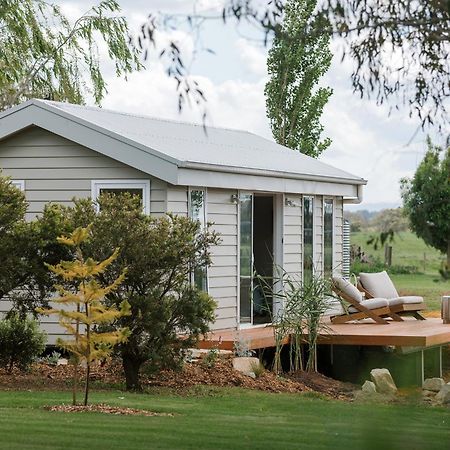 Mewburn Park Retreats - The Lakehouse Apartment Maffra Exterior photo